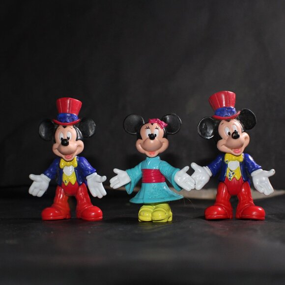 Vintage Disney EPCOT Center Mickey & Minnie PVC Figures Lot 1980s Park Souvenir - Picture 2 of 16